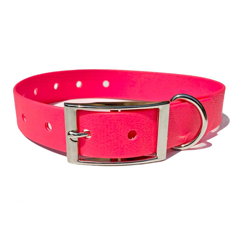 wadi-wear-pink-collar-1.jpg